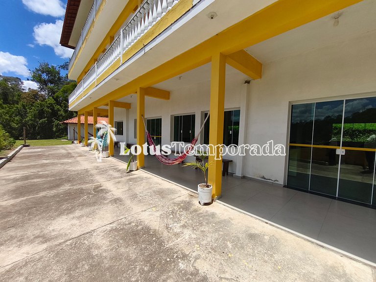 Sítio com 10 suítes e estrutura para eventos LT0088