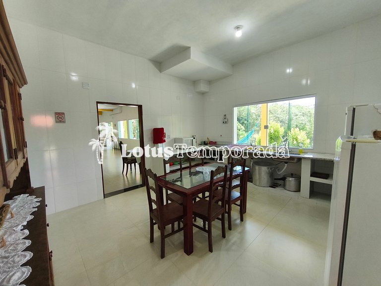 Sítio com 10 suítes e estrutura para eventos LT0088