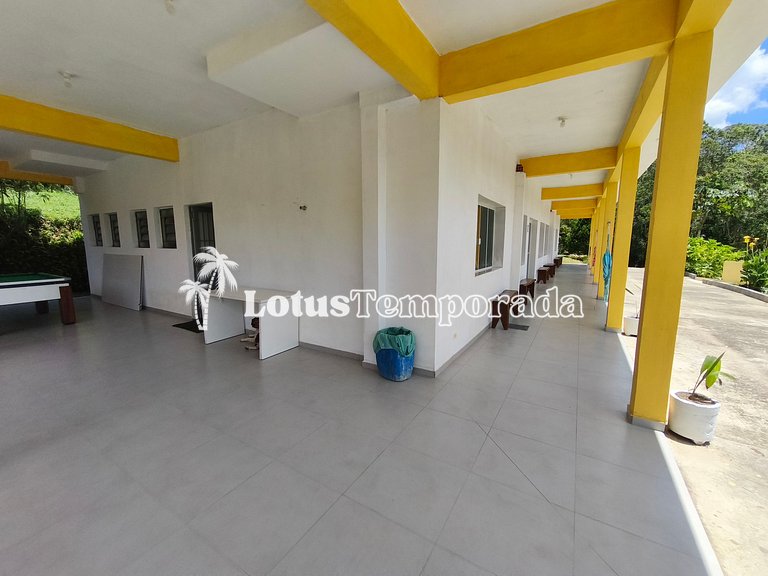 Sítio com 10 suítes e estrutura para eventos LT0088