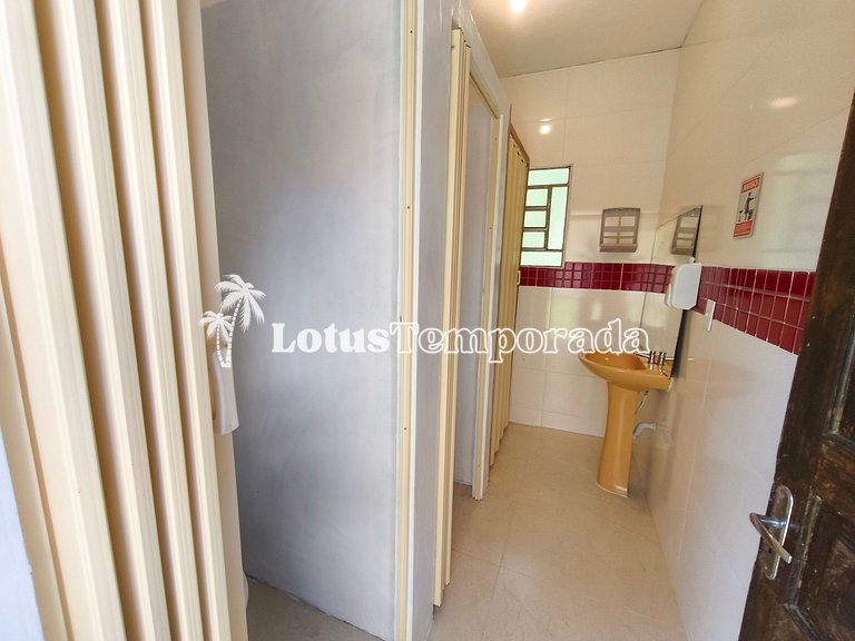 Sítio com 10 suítes e estrutura para eventos LT0088