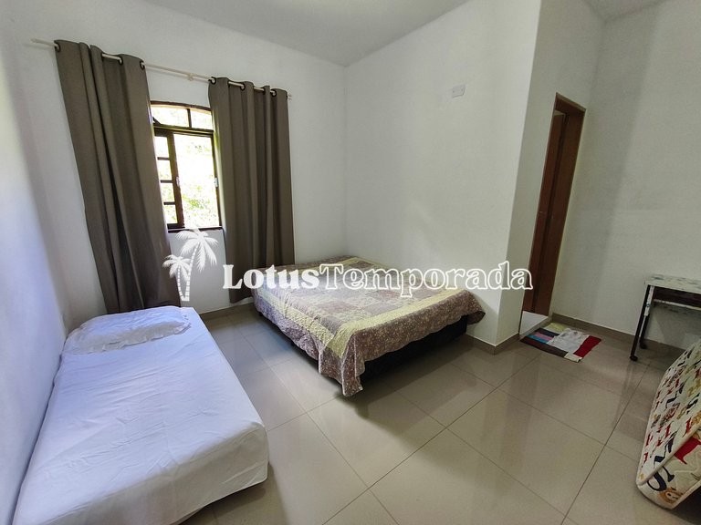 Sítio com 10 suítes e estrutura para eventos LT0088