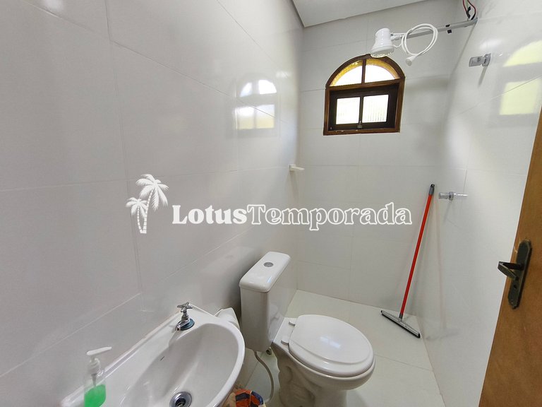 Sítio com 10 suítes e estrutura para eventos LT0088