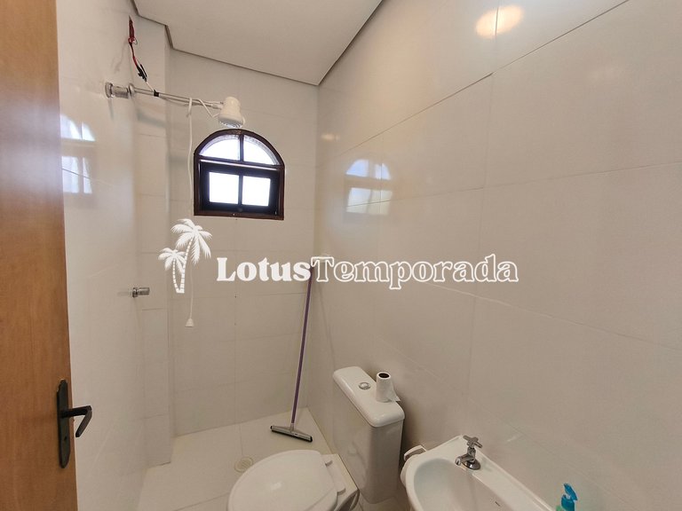 Sítio com 10 suítes e estrutura para eventos LT0088