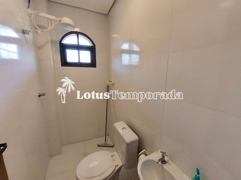 Sítio com 10 suítes e estrutura para eventos LT0088