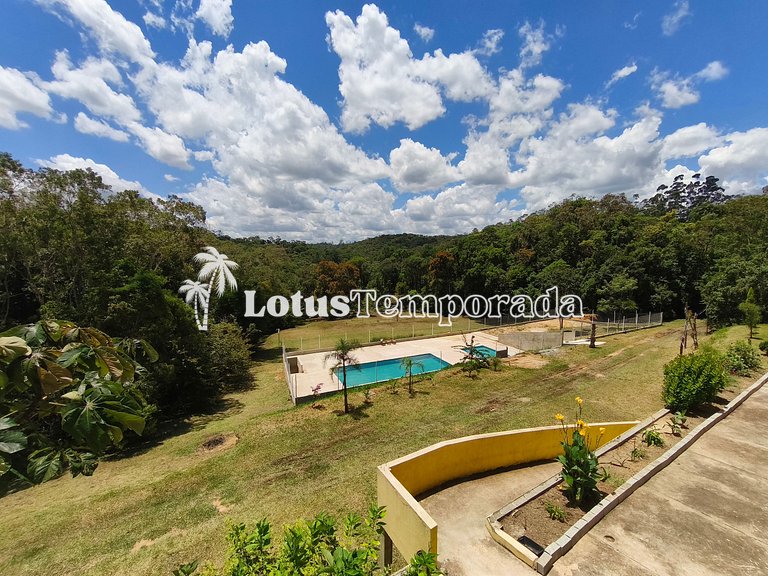 Sítio com 10 suítes e estrutura para eventos LT0088