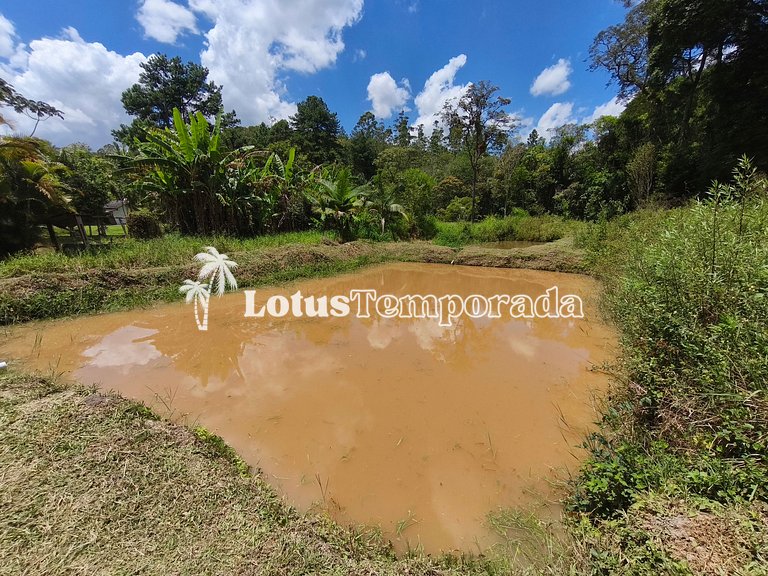 Sítio com 10 suítes e estrutura para eventos LT0088