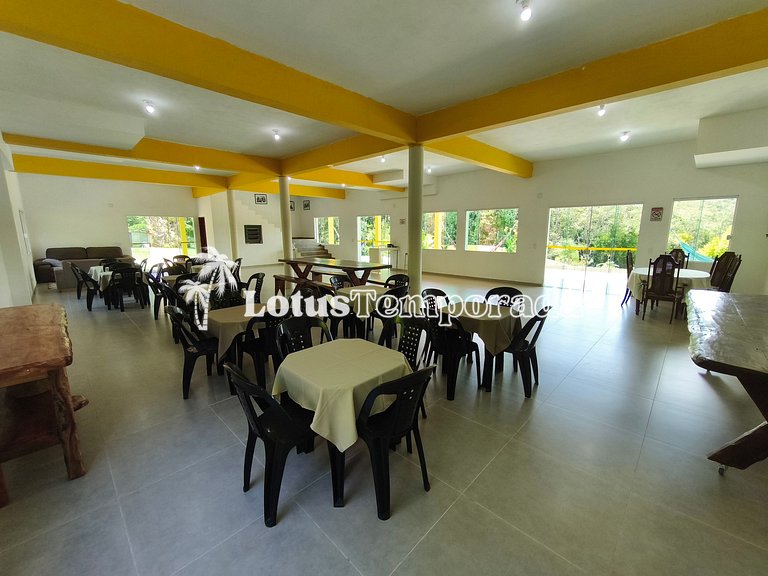 Sítio com 10 suítes e estrutura para eventos LT0088