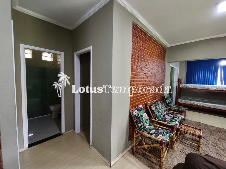 Chácara familiar com lago e fácil acesso LT0090