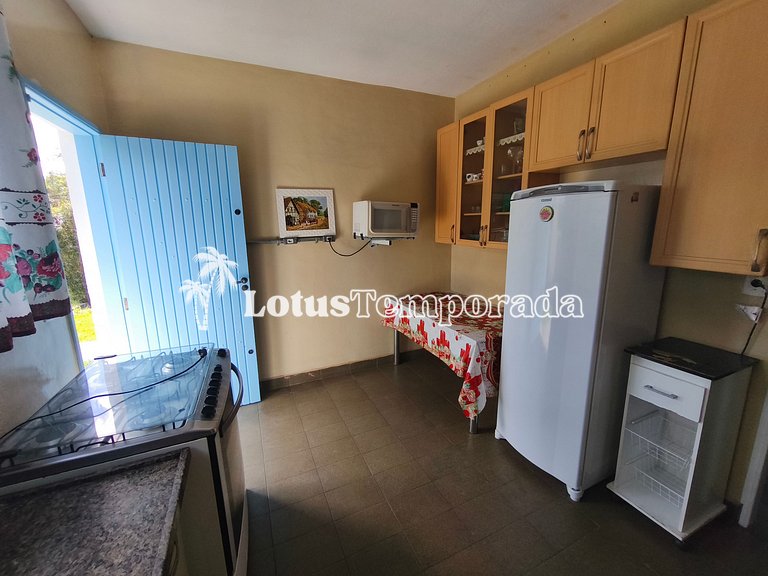 Chácara com 4 dormitórios e lazer completo LT0081