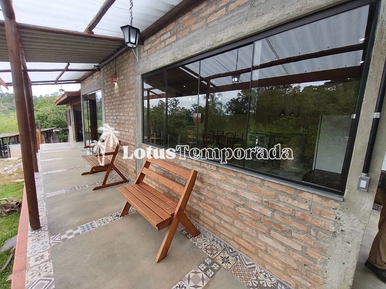 Chácara próxima à rota do vinho com lazer LT0059