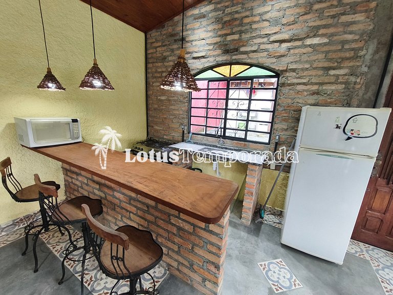 Chácara próxima à rota do vinho com lazer LT0059