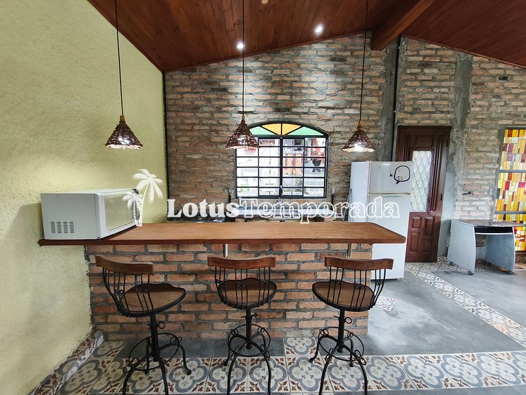 Chácara próxima à rota do vinho com lazer LT0059