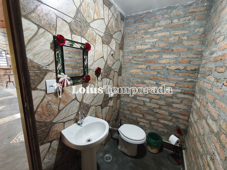 Chácara próxima à rota do vinho com lazer LT0059