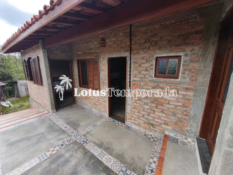 Chácara próxima à rota do vinho com lazer LT0059