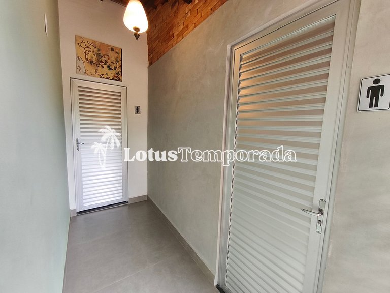 Chácara com 7 Suítes e quadra de Beach Tennis LT0091