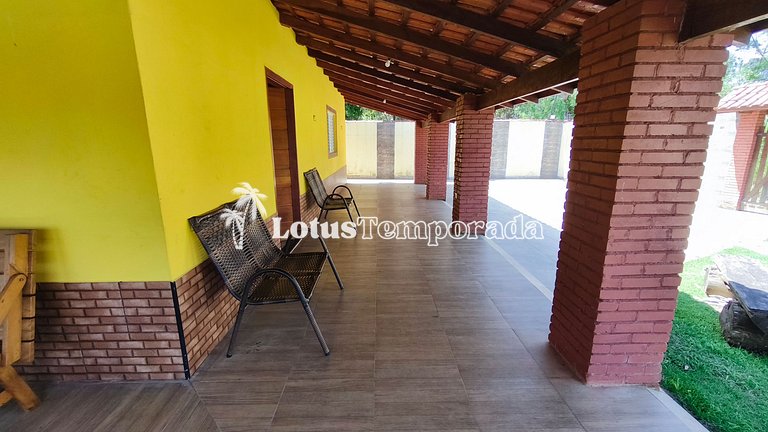 Chácara com piscina, conforto e lazer LT0085