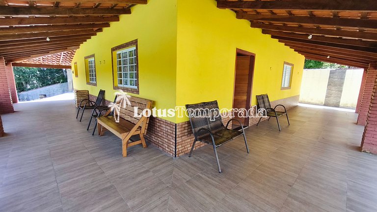 Chácara com piscina, conforto e lazer LT0085