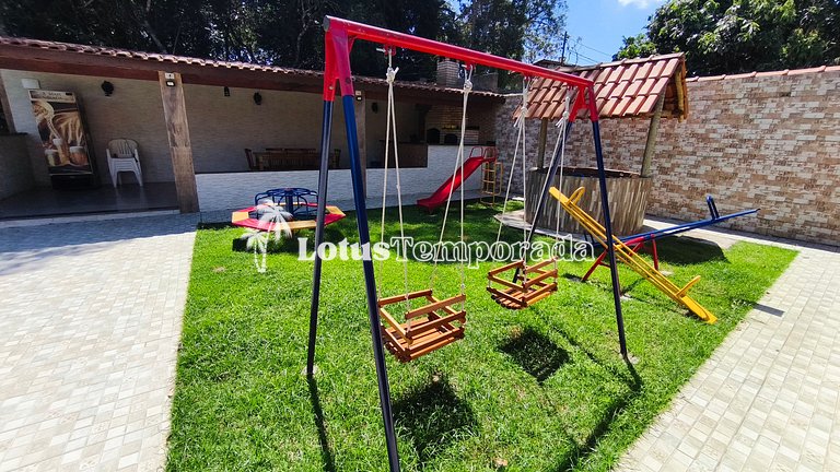 Chácara com piscina, conforto e lazer LT0085