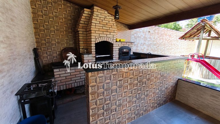 Chácara com piscina, conforto e lazer LT0085