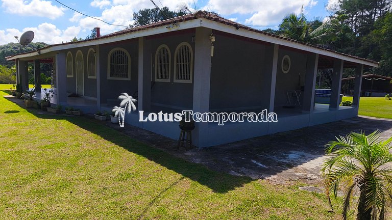 Sítio com piscina, ofurô e pesca esportiva LT0089
