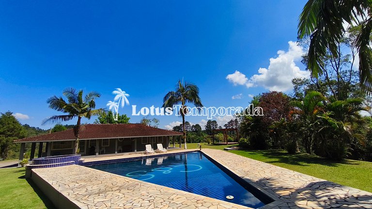 Sítio com piscina, ofurô e pesca esportiva LT0089