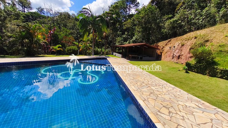 Sítio com piscina, ofurô e pesca esportiva LT0089