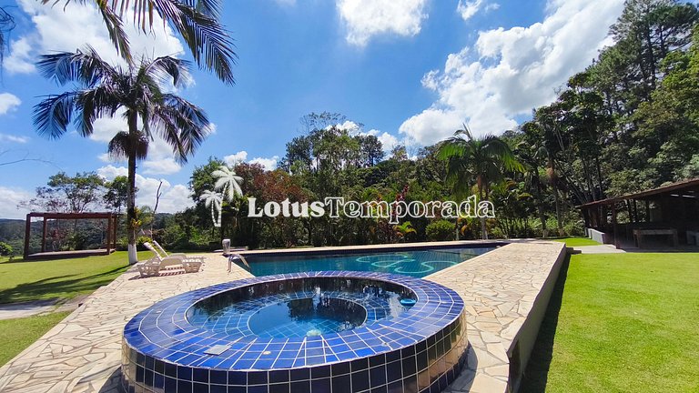 Sítio com piscina, ofurô e pesca esportiva LT0089