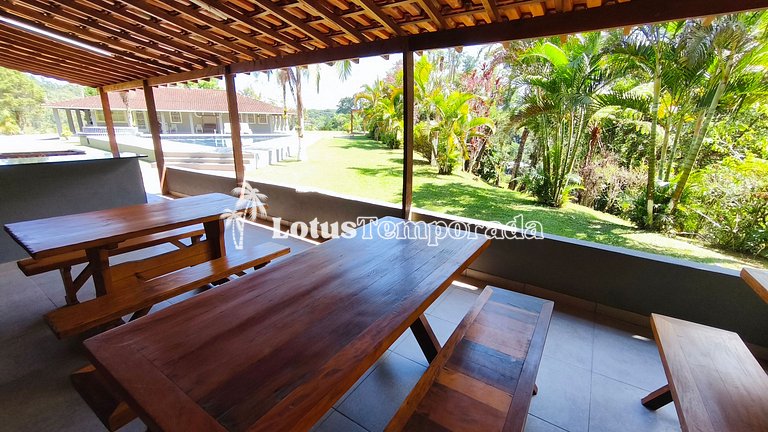 Sítio com piscina, ofurô e pesca esportiva LT0089