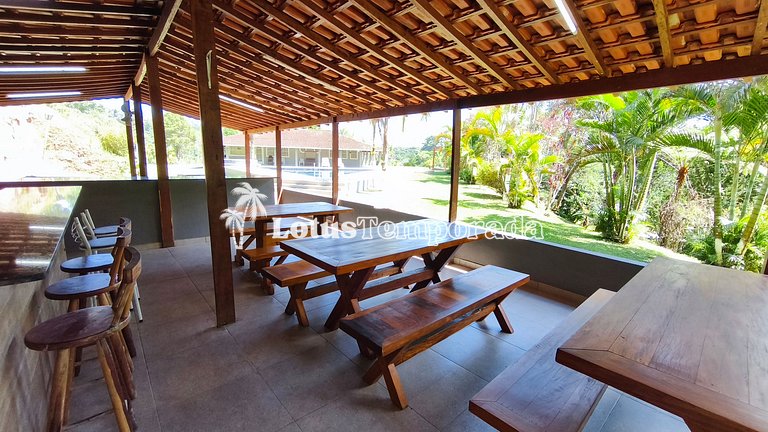 Sítio com piscina, ofurô e pesca esportiva LT0089