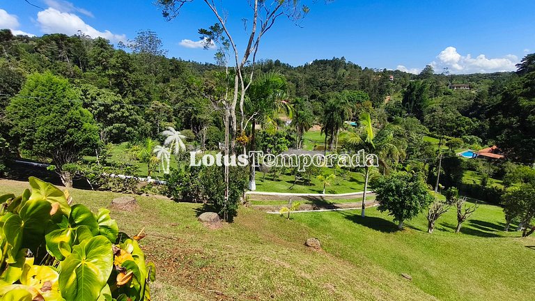 Sítio com piscina, ofurô e pesca esportiva LT0089