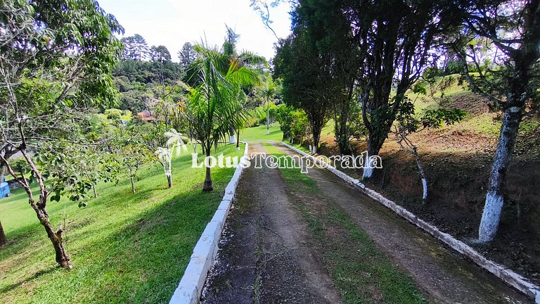 Sítio com piscina, ofurô e pesca esportiva LT0089