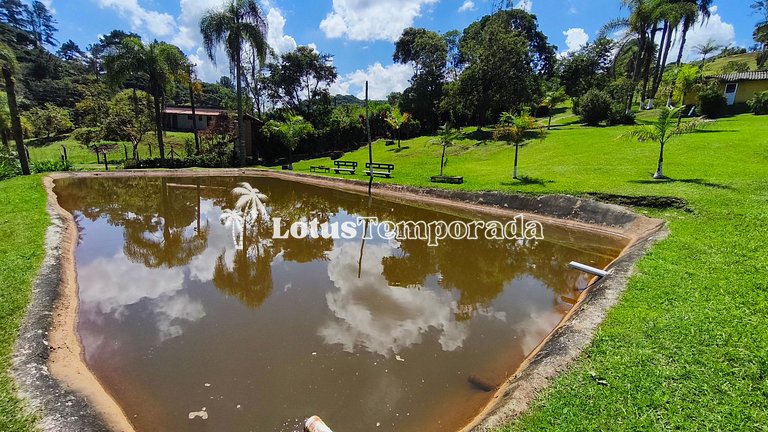 Sítio com piscina, ofurô e pesca esportiva LT0089