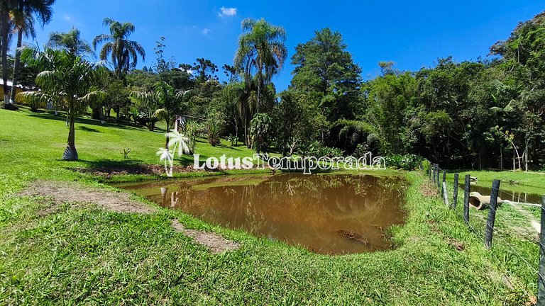 Sítio com piscina, ofurô e pesca esportiva LT0089
