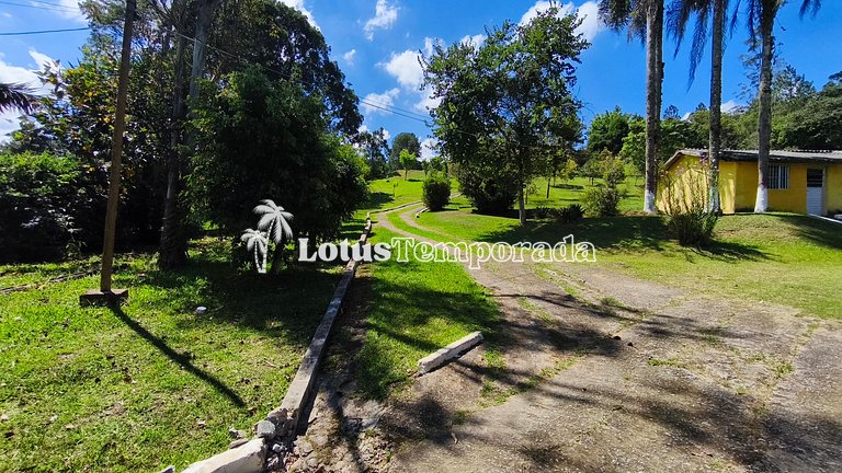 Sítio com piscina, ofurô e pesca esportiva LT0089