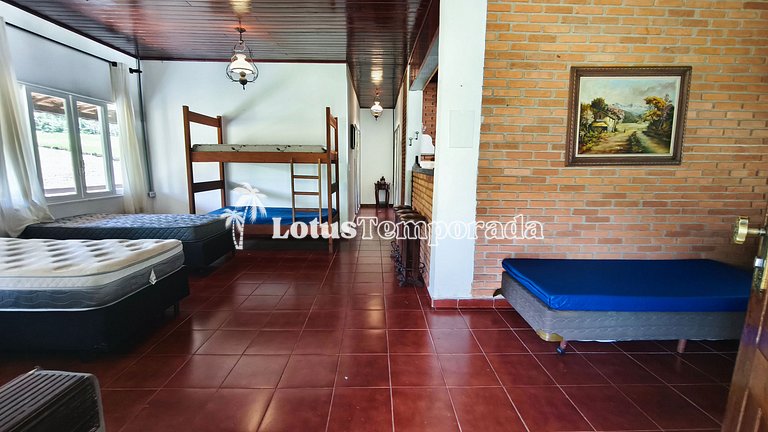 Chácara com 11 dorms. para fim de semana e eventos LT0087