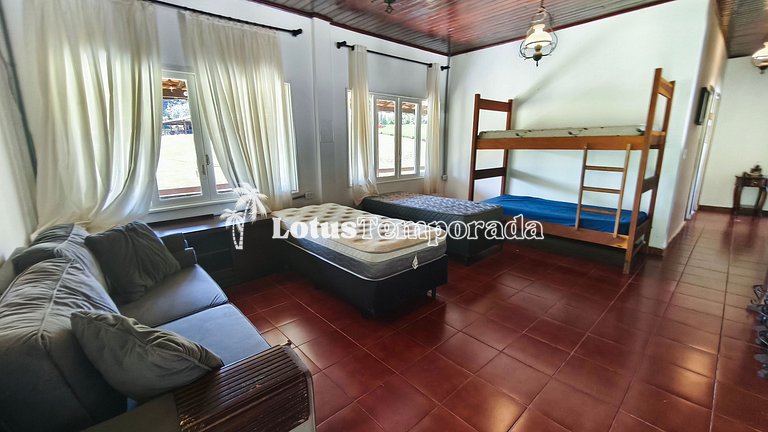 Chácara com 11 dorms. para fim de semana e eventos LT0087