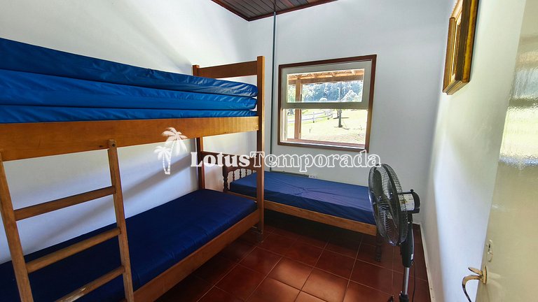 Chácara com 11 dorms. para fim de semana e eventos LT0087