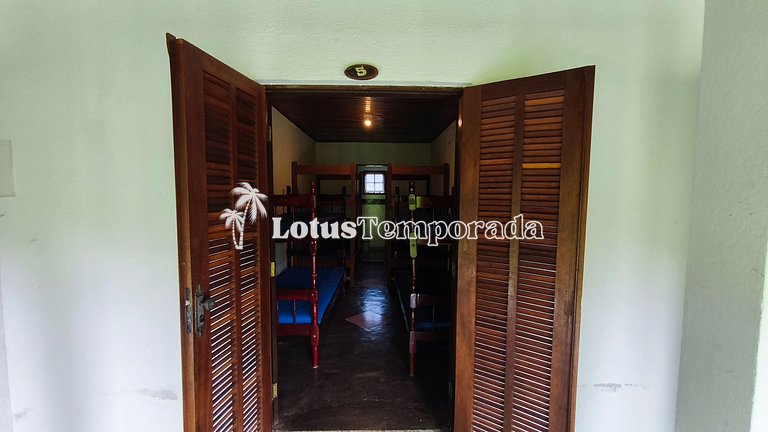 Chácara com 11 dorms. para fim de semana e eventos LT0087