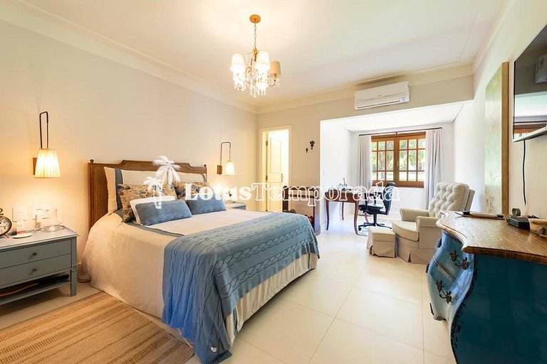 Chácara alto padrão exclusiva com 9 Suítes LT0092