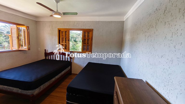 Chácara com jacuzzi aquecida e vista para montanha LT0094