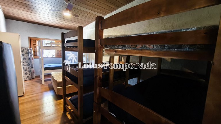 Chácara com jacuzzi aquecida e vista para montanha LT0094