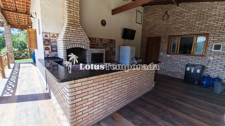 Chácara com jacuzzi aquecida e vista para montanha LT0094
