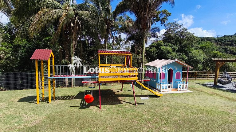 Chácara com jacuzzi aquecida e vista para montanha LT0094