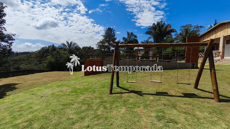 Chácara com jacuzzi aquecida e vista para montanha LT0094