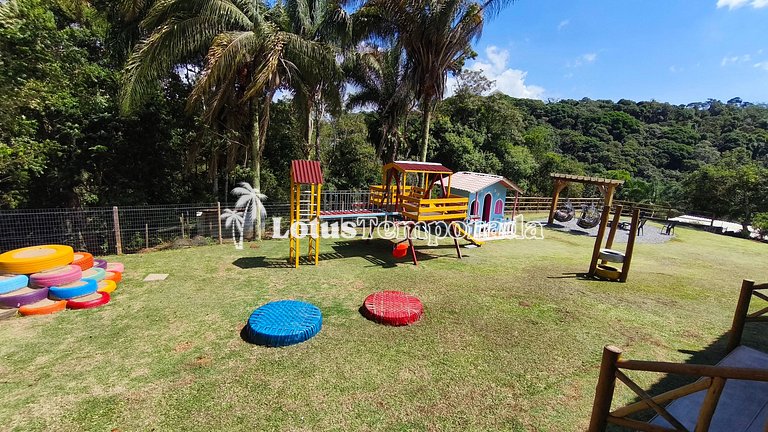 Chácara com jacuzzi aquecida e vista para montanha LT0094