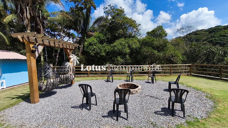 Chácara com jacuzzi aquecida e vista para montanha LT0094