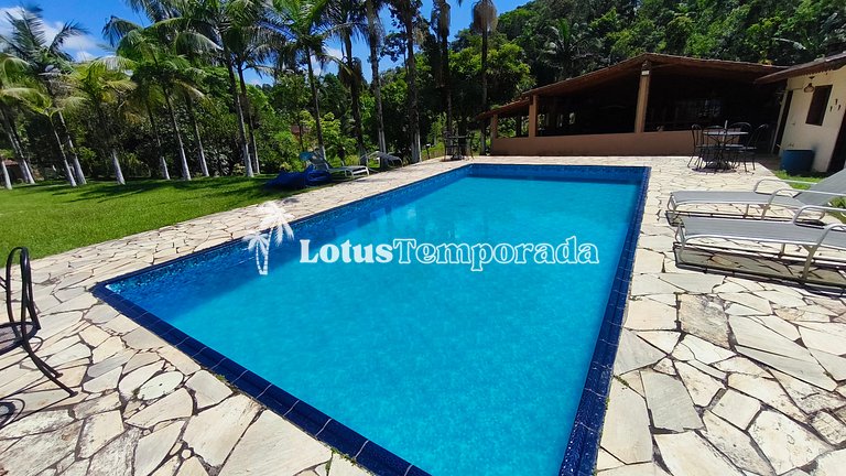 Sítio com 4 dormitórios, piscina e lazer LT0072
