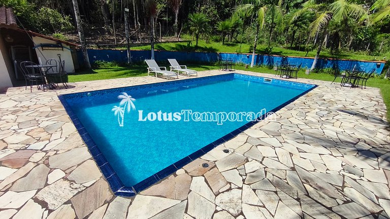 Sítio com 4 dormitórios, piscina e lazer LT0072