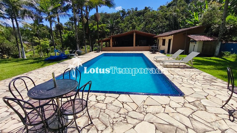 Sítio com 4 dormitórios, piscina e lazer LT0072
