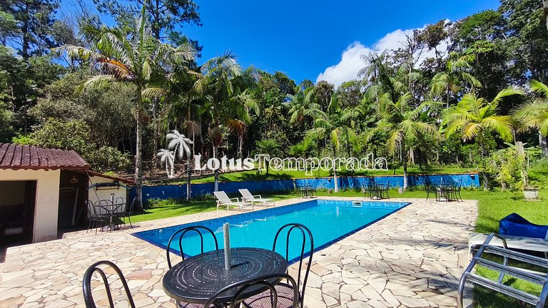 Sítio com 4 dormitórios, piscina e lazer LT0072